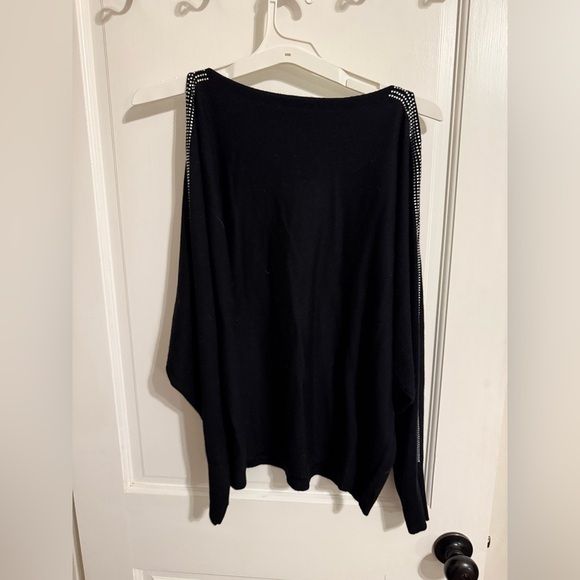 Milano Black open arm Top for Casual Wear - Picture 7 of 8